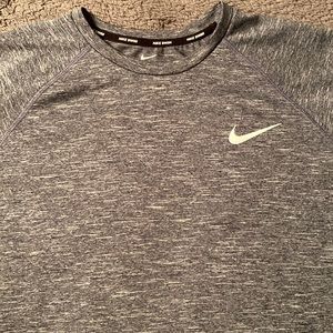 Nike XL Dri-Fit Nike Swim Short Sleeve Shirt